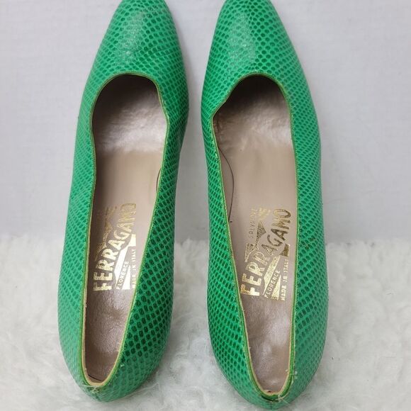 Salvatore Ferragamo Women's Shoes Size 9 AAAA Green Reptile Skin Kitten Heel - Picture 6 of 11